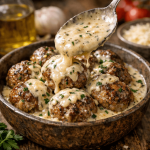 Sos do hot dog: domowe sosy, które zamienią parówkę w danie gourmet